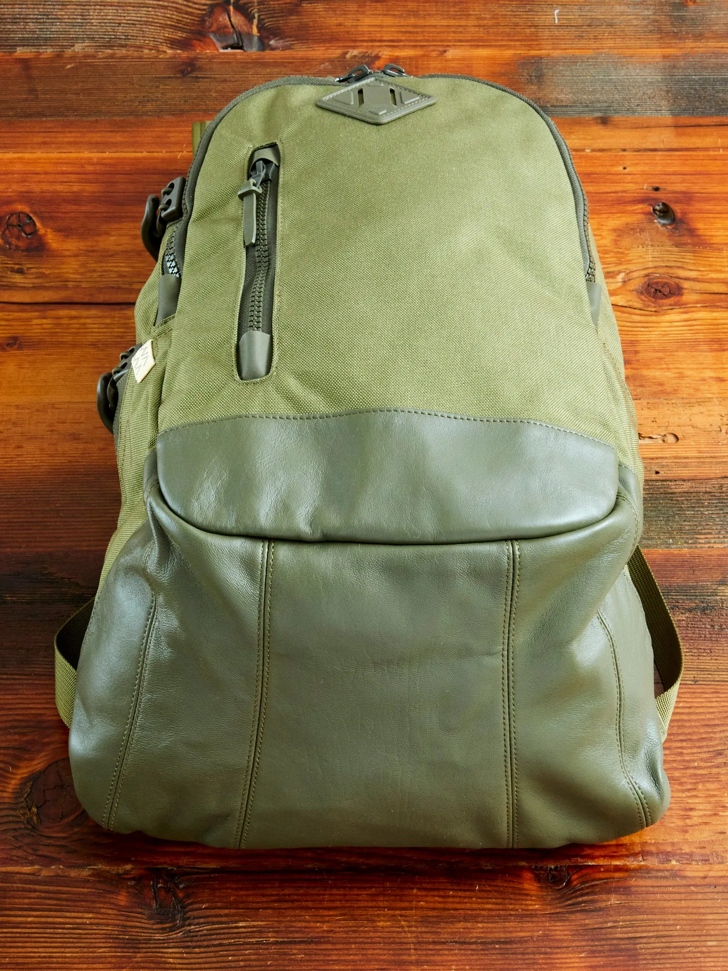 Cordura 20L Backpack in Olive Lambskin