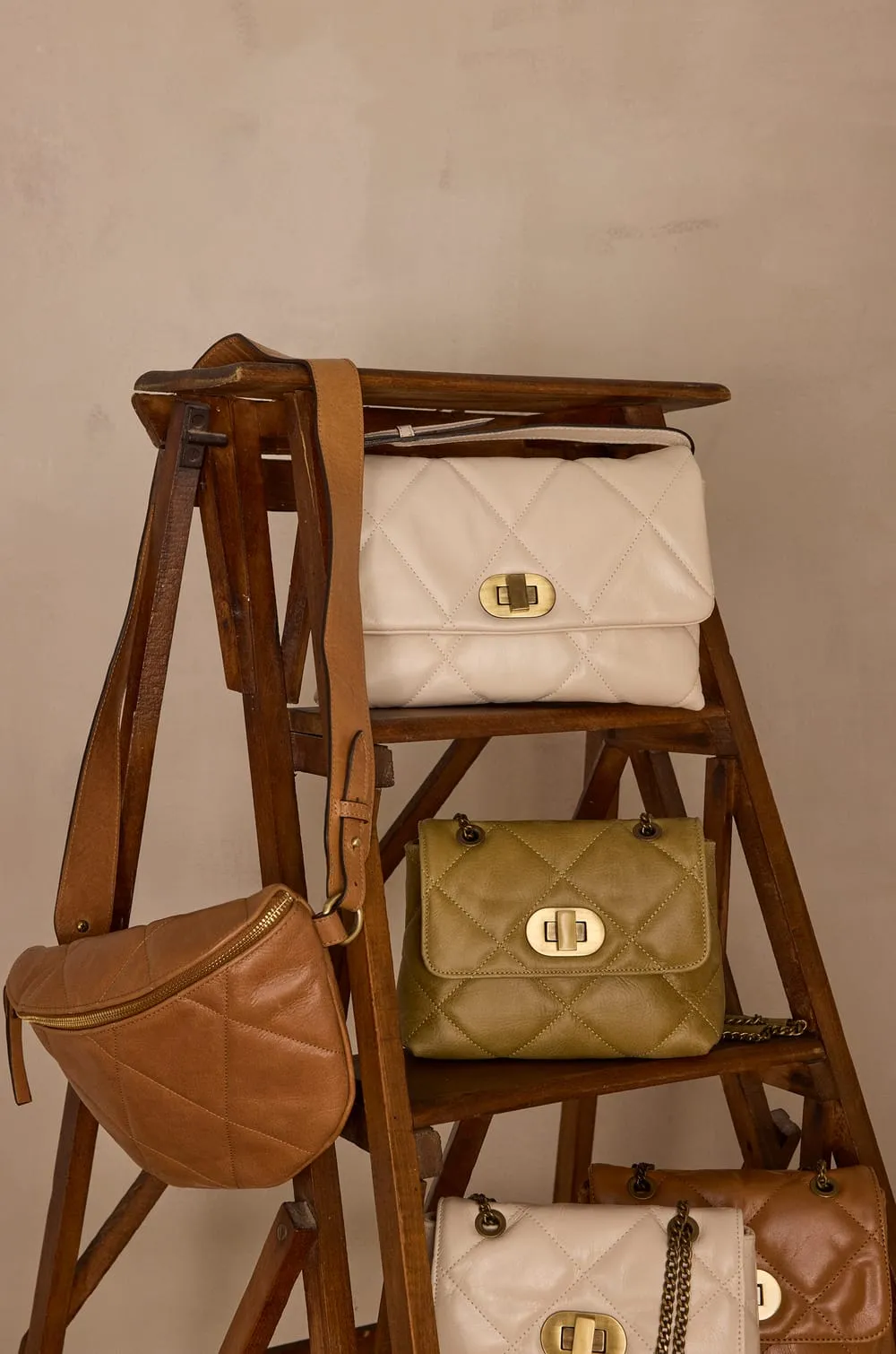 GABY CREAM BAG